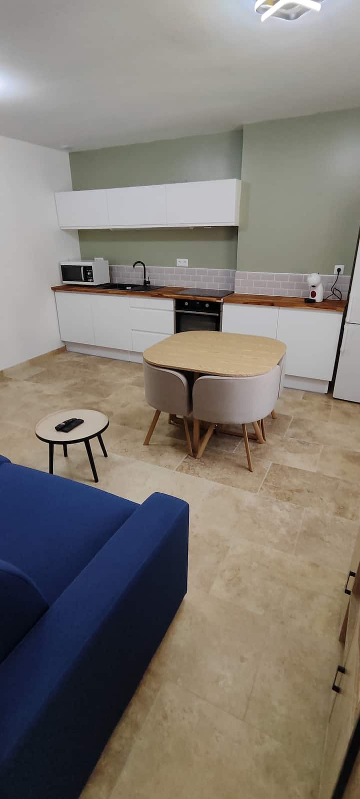 Appartement Avec Terrasse 60m2 - ibis budget Cavaillon