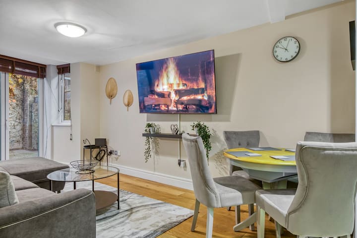 Tranquil 2 Bedroom Apartment in Southwark- ZONE 1