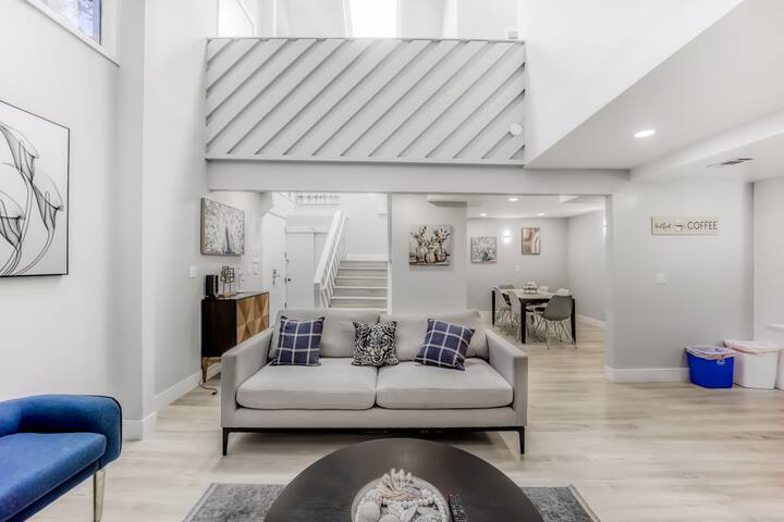 2 Luxury Townhouses near Meta & Stanford – 493|497 gallery image 3