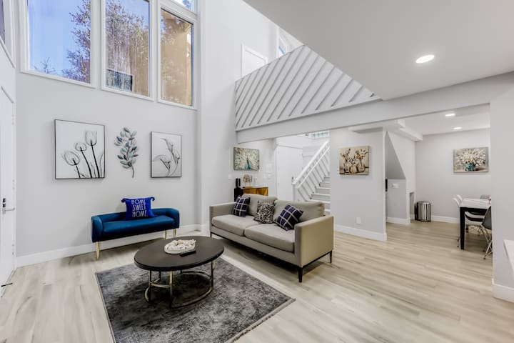 2 Luxury Townhouses near Meta & Stanford – 493|497 gallery image 2