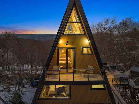 Top performing Airbnb: A-Frame at the slope, Beech Mountain Resort in Boone