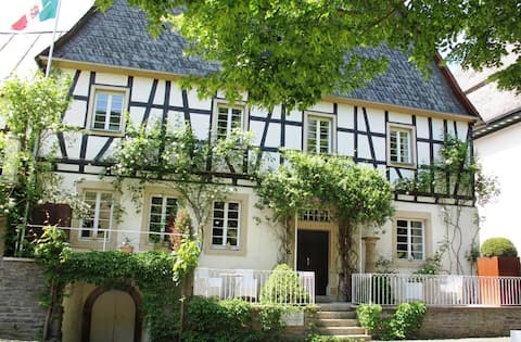 Mosel-Side DeLuxe Suite
