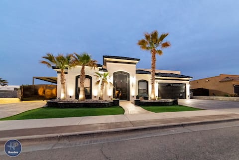 Luxury Sun City Villa