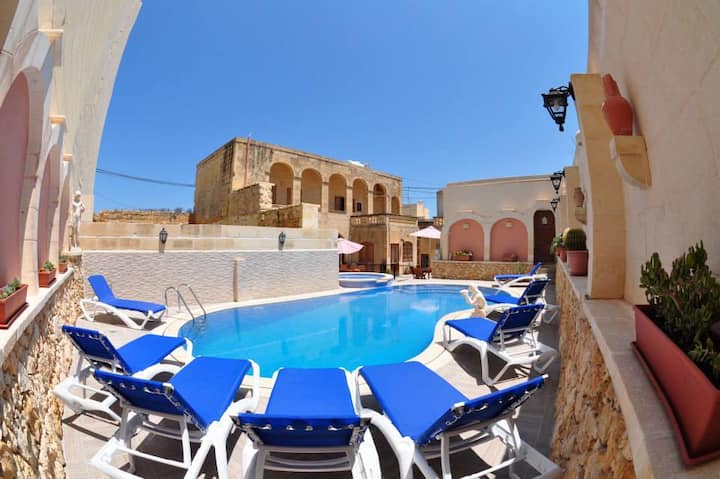 Mikiel U Rosa Holiday Farmhouse With Private Pool - Malta
