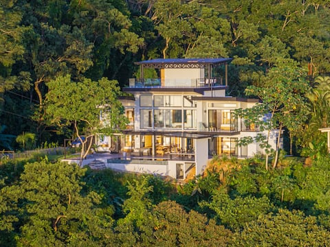 Luxury Villa Elegante - Ocean View 4 Bedroom House