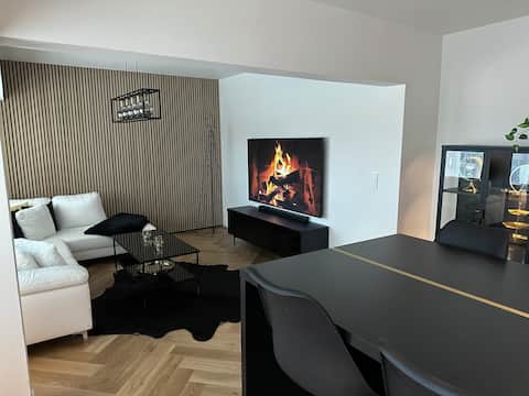 Rewell Suite - In the city center with nice view!