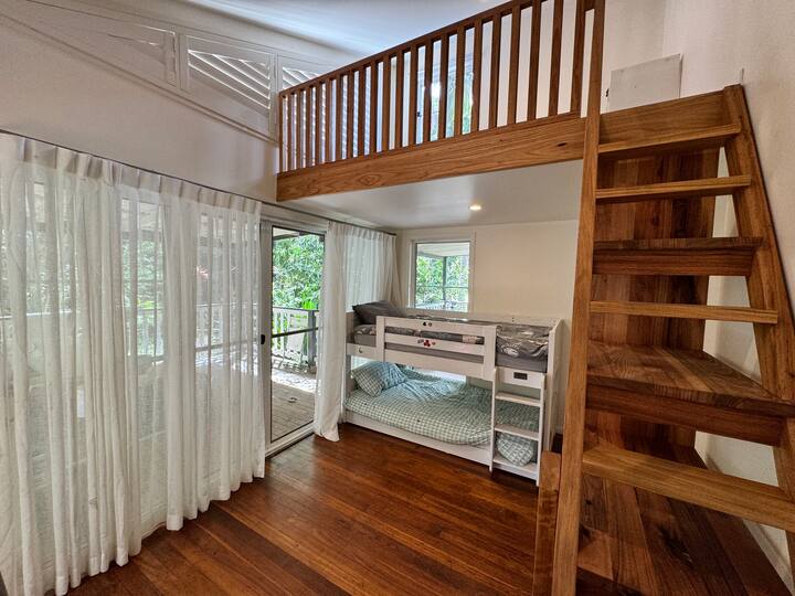 საძინებელი 4