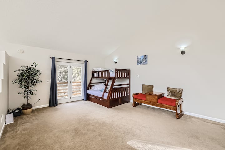 Bunkbed katika roshani