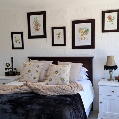 Betty's Bay Agapanthus House