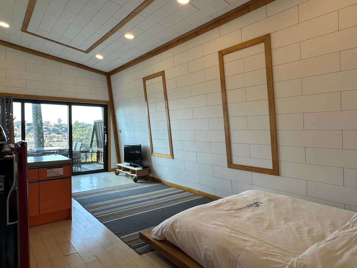 Მყუდრო და კომფორტული საწოლი