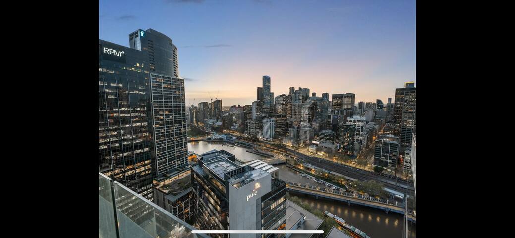 Treat Yourself @ Iconic Eureka