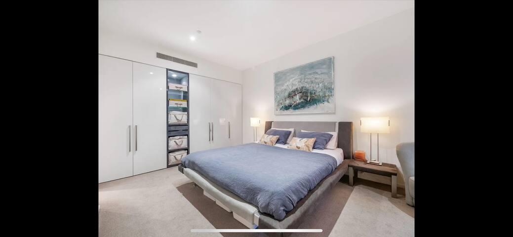 Treat Yourself @ Iconic Eureka gallery image 3