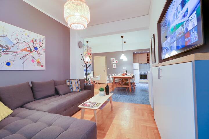 25 Guests: 3 Apts, Near Metro! gallery image 3