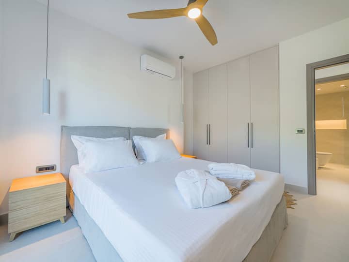 Exclusive One Bedroom Suite With Private Pool - Plakias
