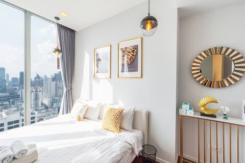 25F-Hyde Sukhumvit 11 -High Floor View Airy 2BR