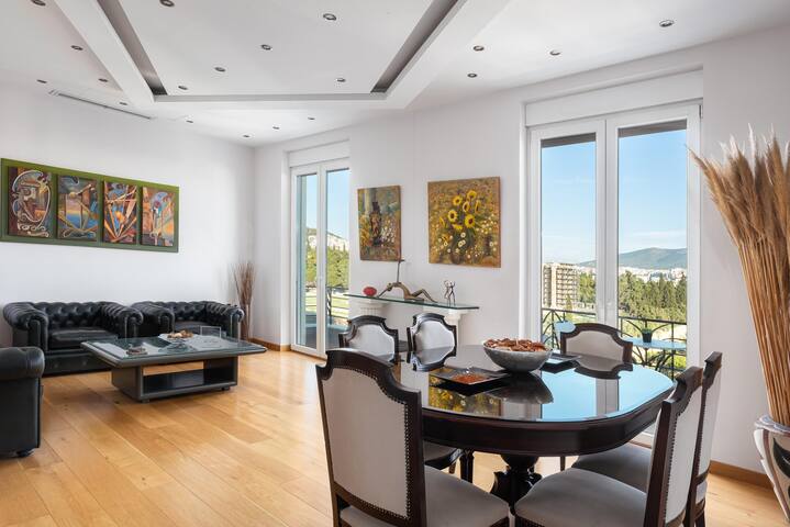 Acropolis Elegant Penthouse gallery image 2