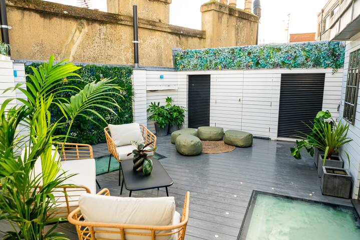 Stay Kula – Garrick Heights Luxury 3 Bed Penthouse gallery image 4