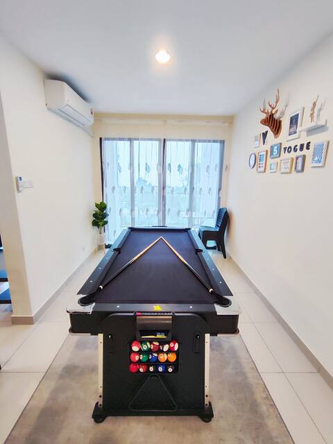 Superior Seafront Villa- 5Br-Swiss Garden-Family