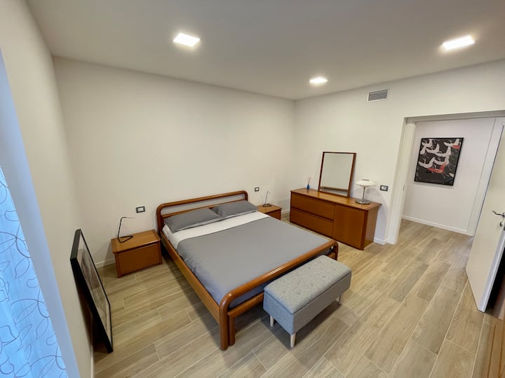 חדר זוגי/חדר שינה ראשי