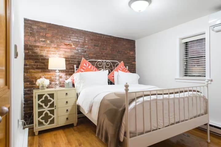Large 2 BR | 1BA in the North End