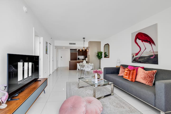 New Listing Promo! W Hotel 2br View & Pool & Spa - Miami, FL