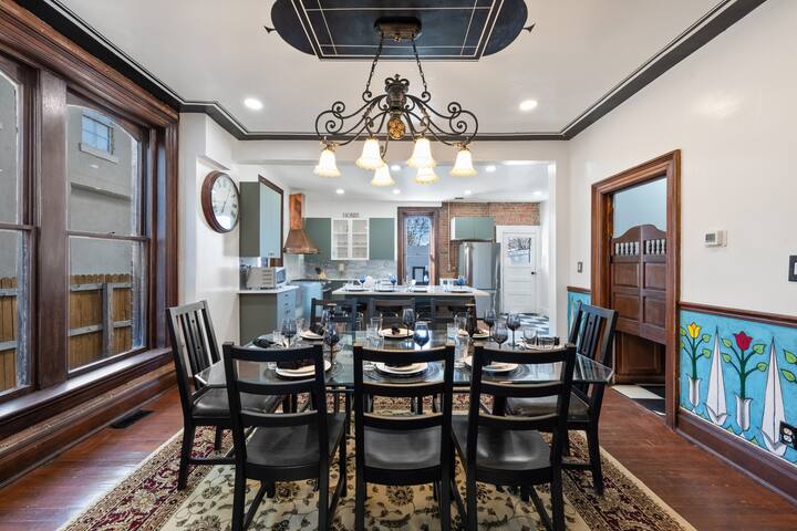 Luxury Victorian Home in Downtown Denver gallery image 3