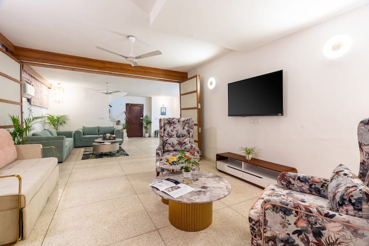 Homlee-excellency 4bhk-south Del-fortis Escorts - Delhi