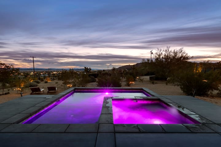 Joshua Tree Pool Luxe Saltwater Heated Pool Villa | 5 Min from Park - Houses for Rent in ...