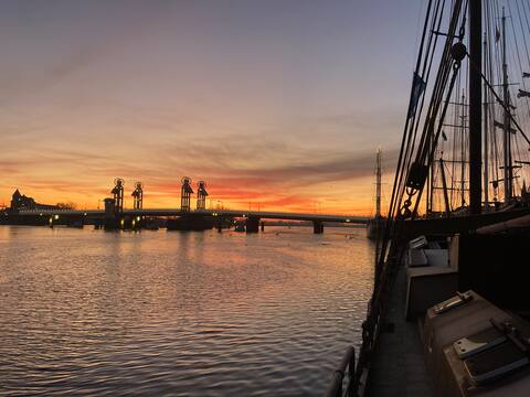 Historic Sailing Ship for 28 Guests | Kampen