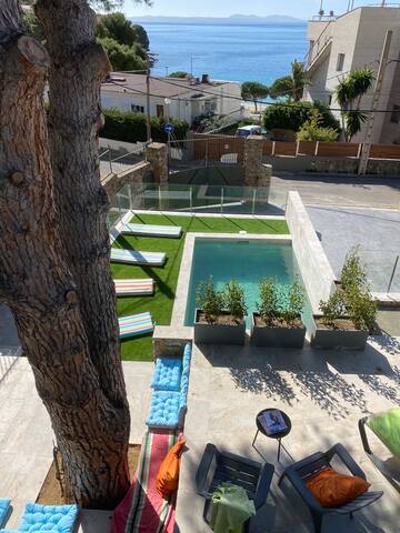 Nouveau 200m2 Villa Pino Canyelles Rosas parking gallery image 4