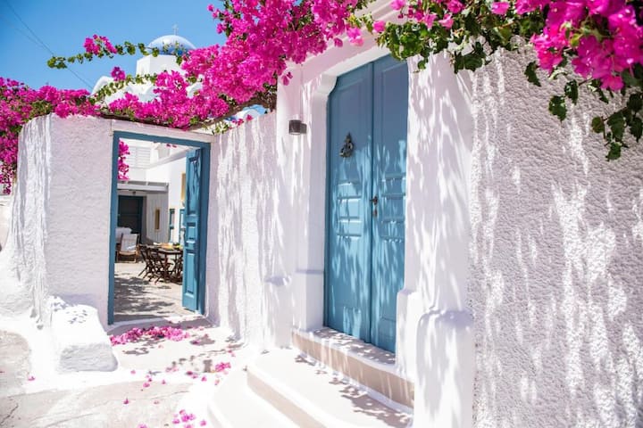 The Bougainvillea - Santorini