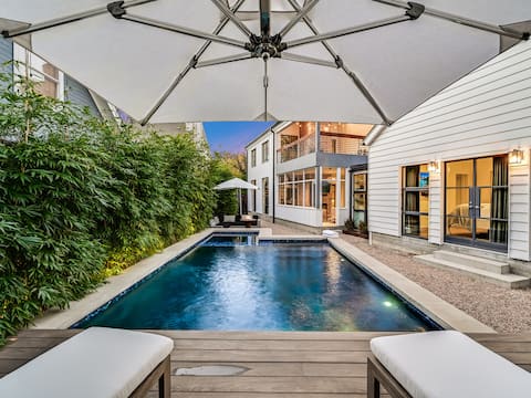 Popular Airbnb listing: Frog + Lily Pad in Old West Austin