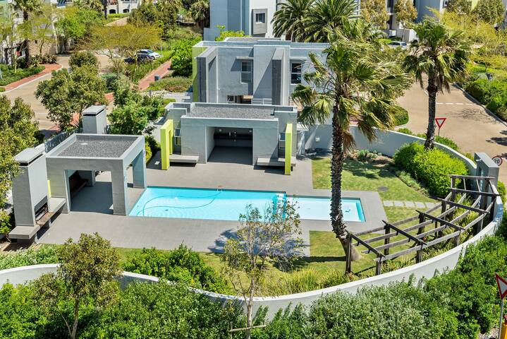 Full Power Backup Ashton Park Convenient 2-bed Apt gallery image 5