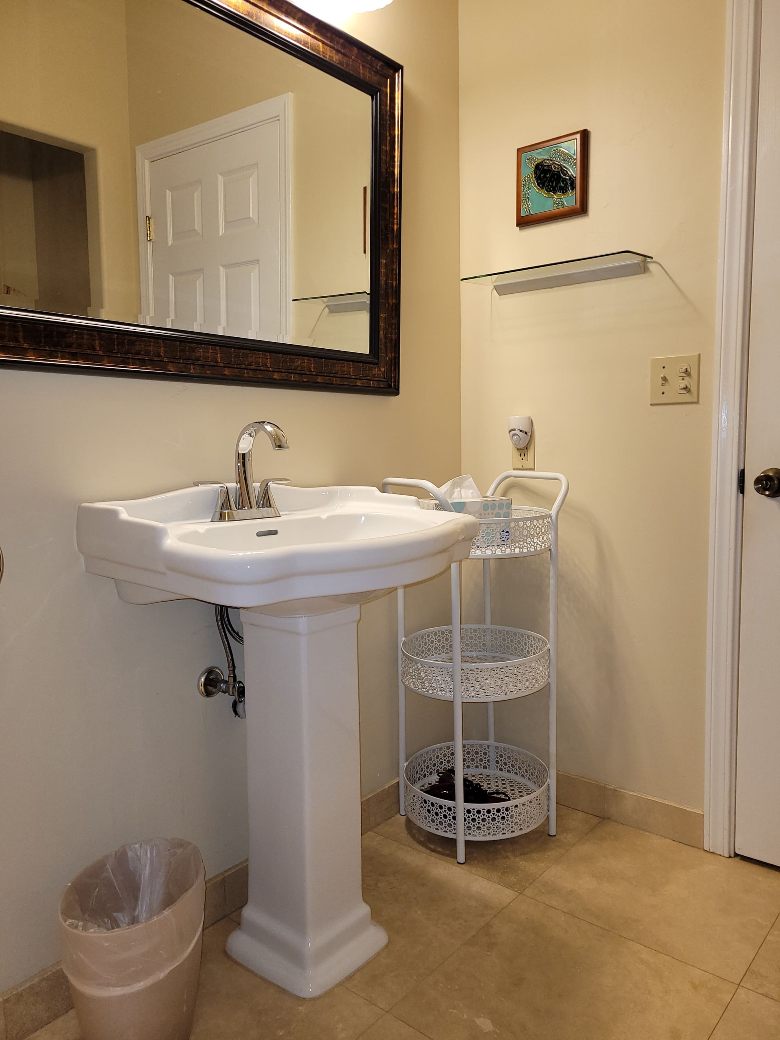 Home in Papaikou · ★5.0 · 1 bedroom · 1 bed · 1 bath - Photo 8