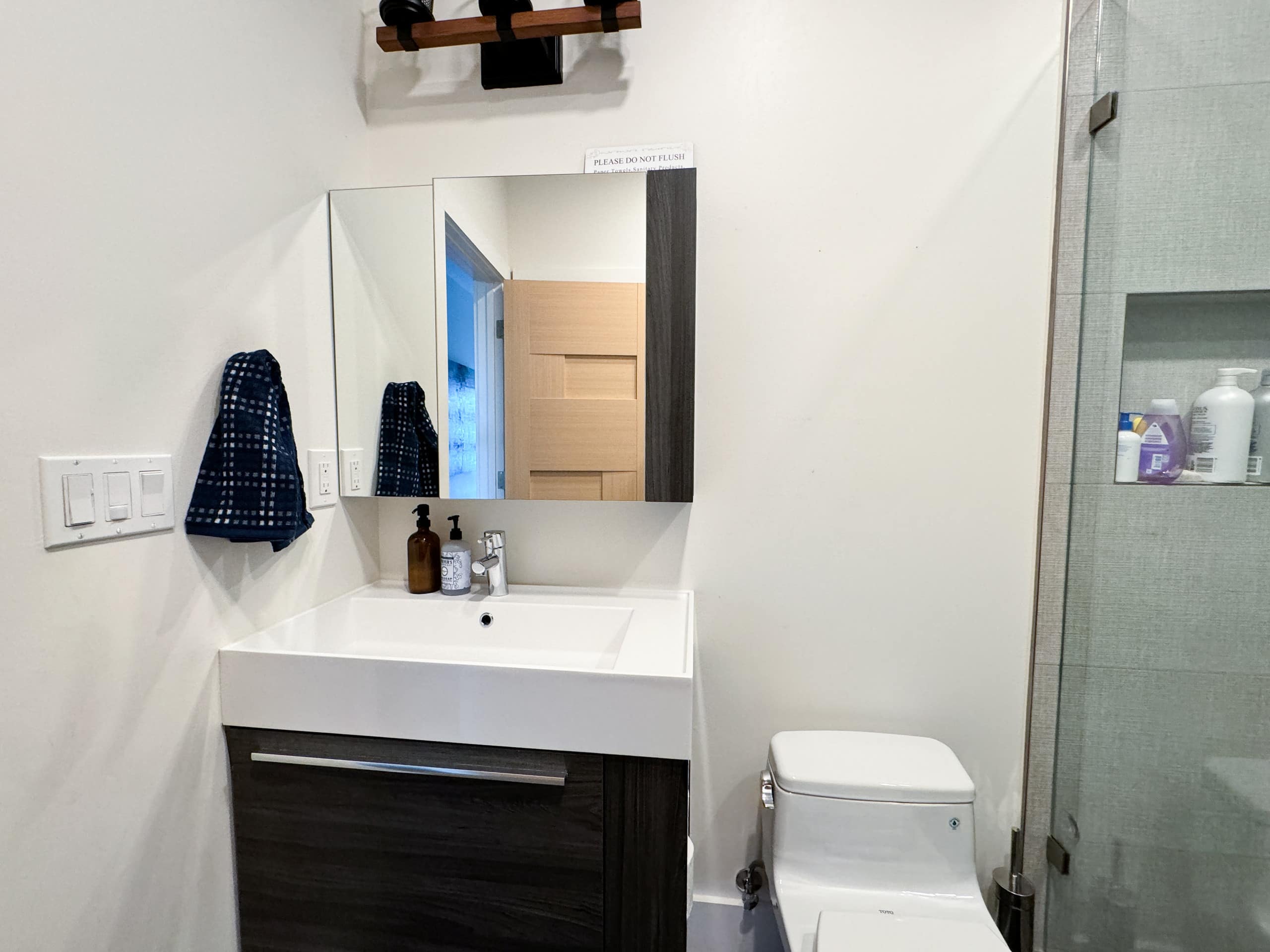 Home in San Francisco · ★4.95 · 3 bedrooms · 3 beds · 2 baths - Image 25