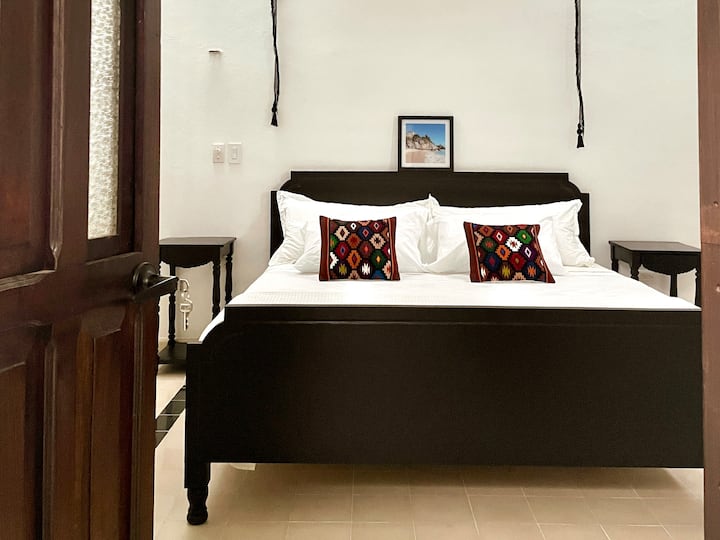 საძინებელი 1