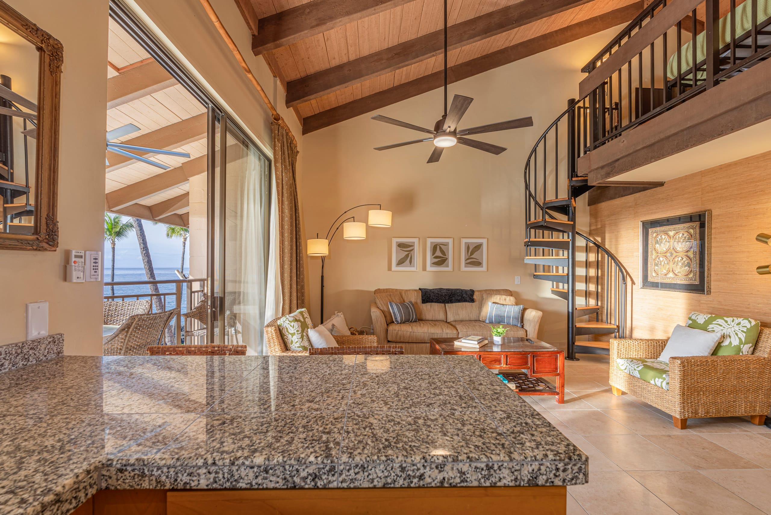 Luxury Oceanside Stay! - Image 3