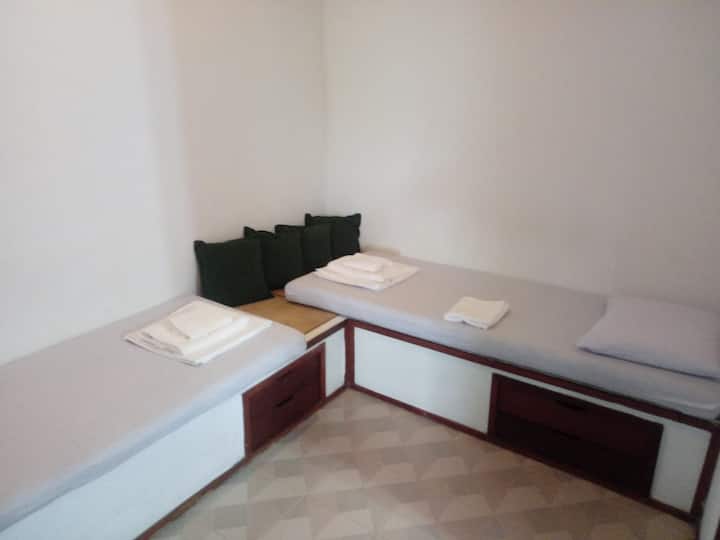 Bračni kreveti (1,8x2)