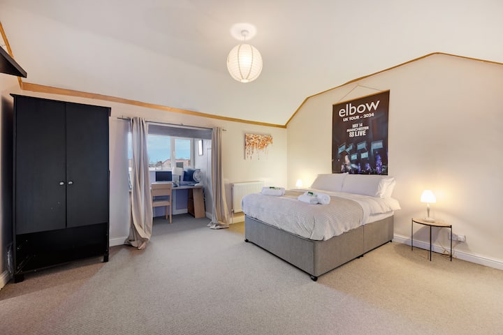 Двойно легло – идеално, за да се наспите добре, след като разгледате Манчестър