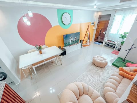 Townhouse: Swimming Pool Access&BBQ