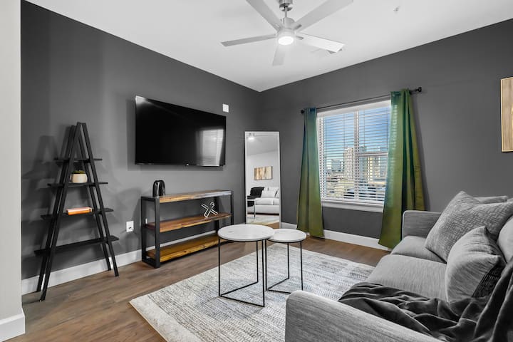 The Platinum Suite Penthouse The Gulch