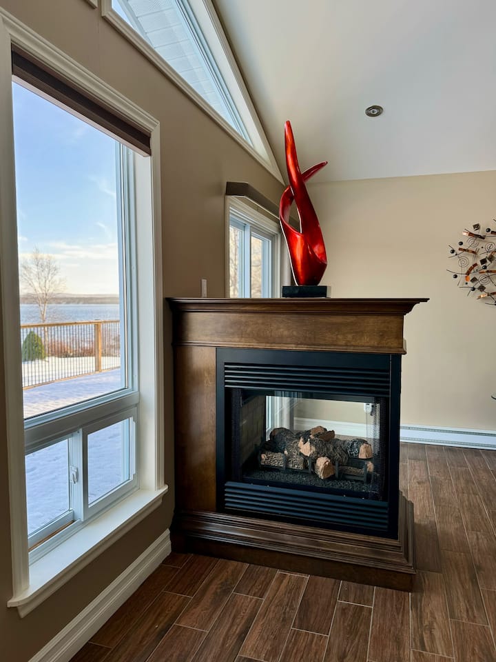 Water's Edge Cottage - Clarenville