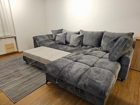 Successful Airbnb property: Appart familial top situation, PS5, free parking in Leukerbad