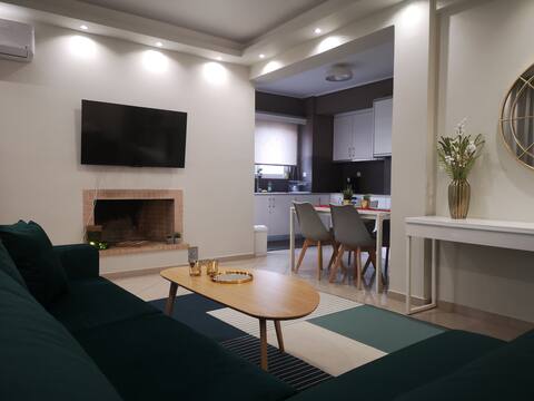 Athenian Luxury apart near metro
