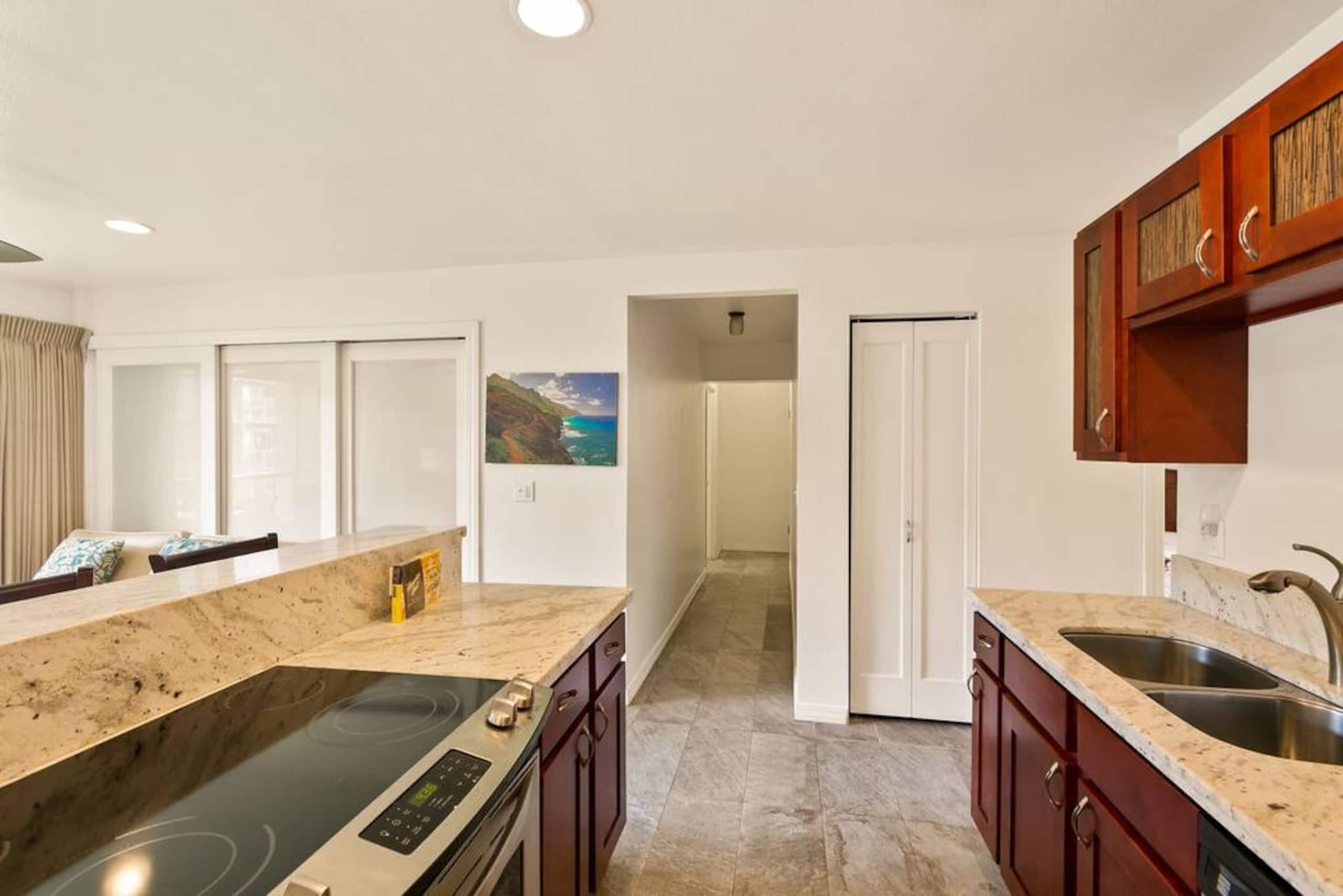Home in Kapaa · ★4.64 · 3 bedrooms · 4 beds · 2.5 baths - Image 4