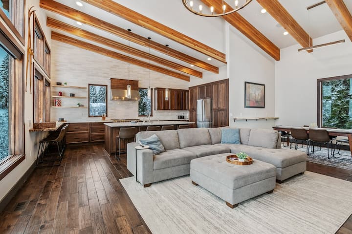Mountain Retreat With Huge Views - Hope, ID