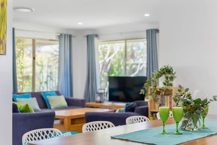 Busselton Family Holiday House - By The Bay - Busselton