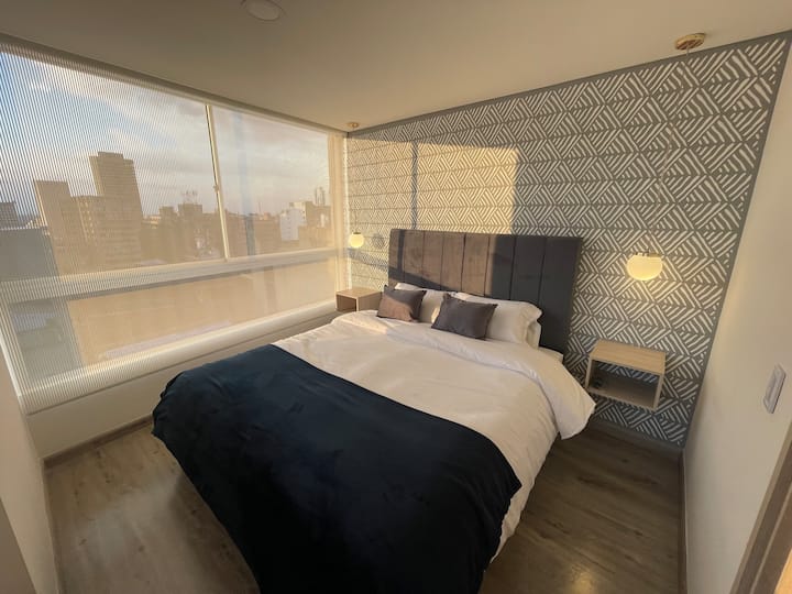 Დატკბით ამ კომფორტული საწოლით, სადაც ბოგოტის დათვალიერების შემდეგ მარტივად დაისვენებთ.