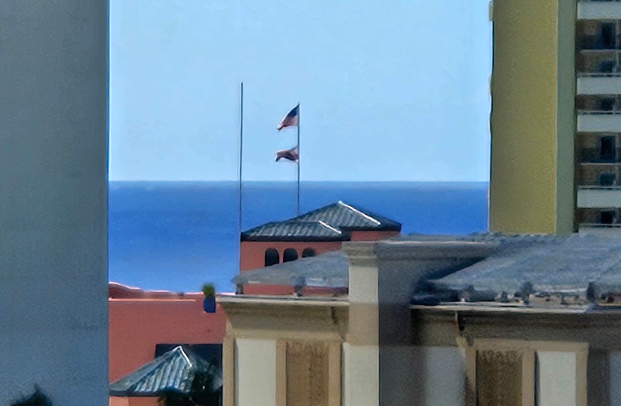 Quaint Studio in Central Waikiki - Image 12