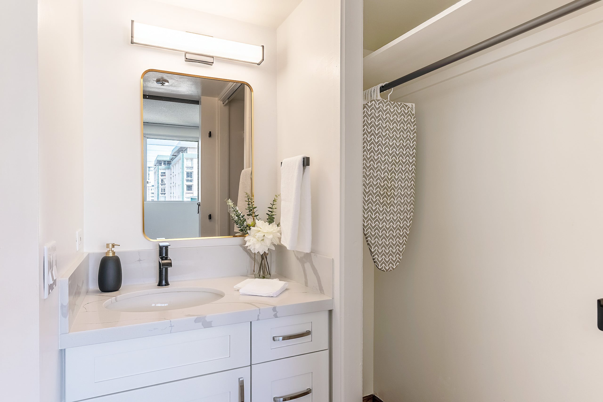 Quaint Studio in Central Waikiki - Image 4